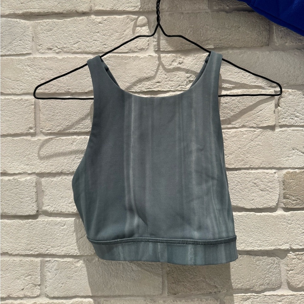 Lululemon Wunder Under high neck sports bra